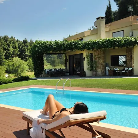 The Sani Jewels, Anna With Pool Villa *