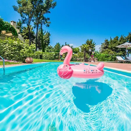 Villa The Sani Jewels, Anna With Pool